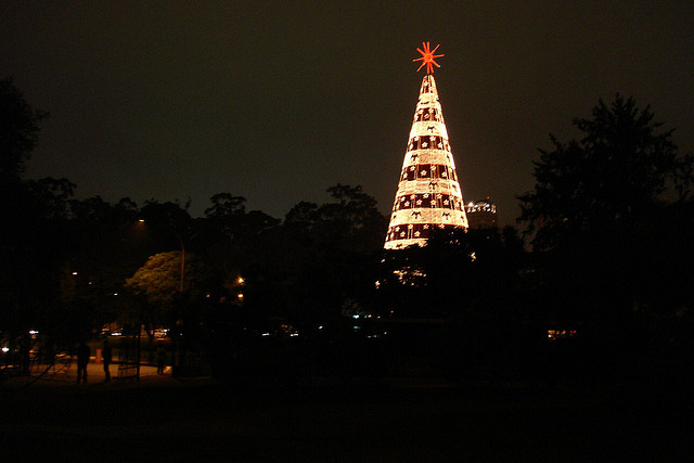 Foto Delma Paz (CC) - Árvore de Natal 2006 - Ibira.org