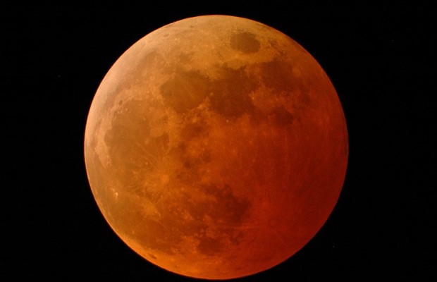 Eclipse lunar set